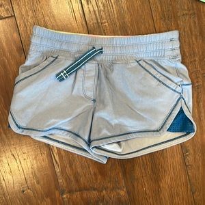 Girls Ivivva/Lululemon Size 6 shorts. $35